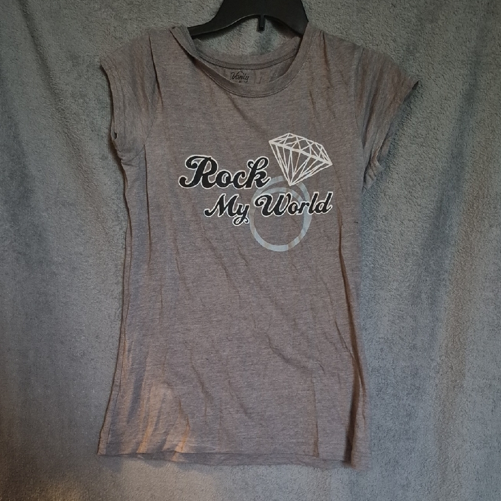 Vanity Gray 'Rock My World' Tee